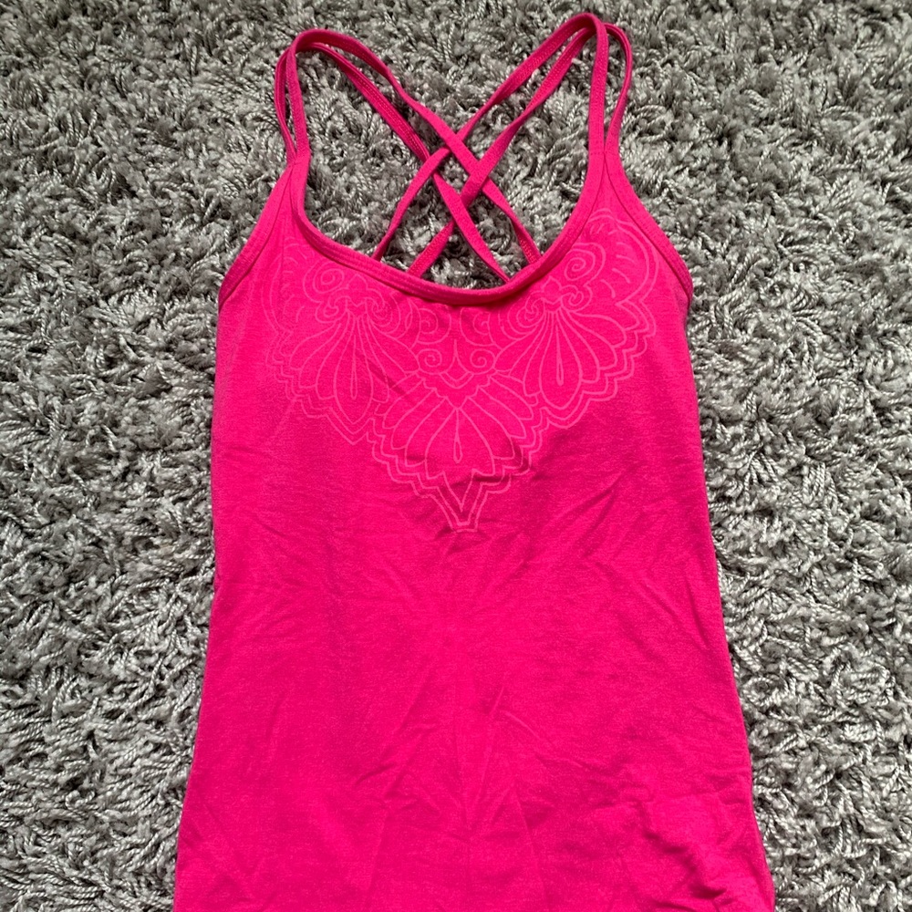 Workout tank top
